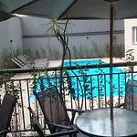Studio Descolado Na Liberdade - Predio Com Piscina